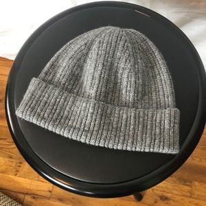 Universal Thread Beanie (3)
